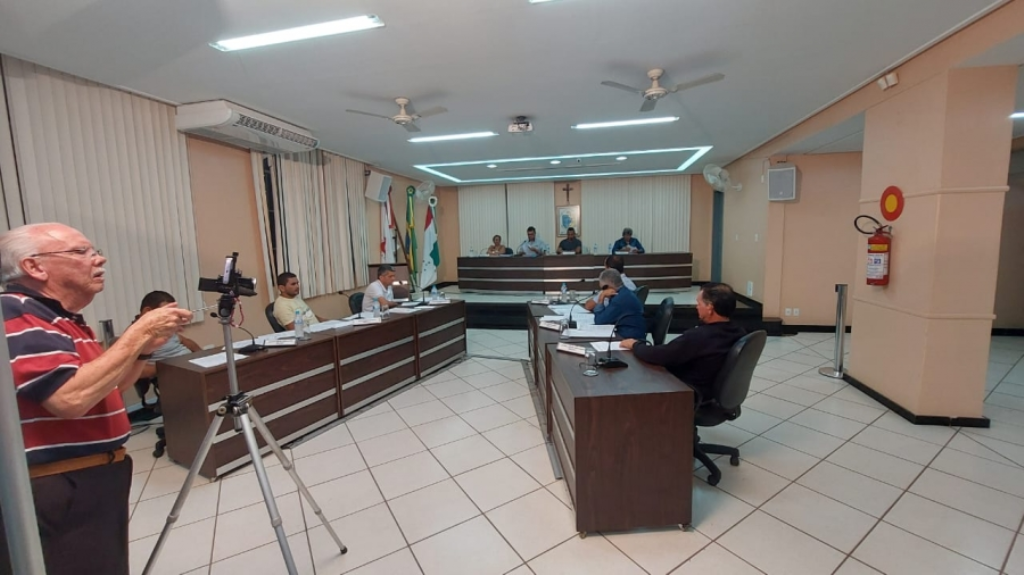Vereadores aprovam receita superior a R$126 milhões e outros projetos para Rio Piracicaba.
